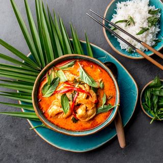 Red Curry w/ Prawns & Jasmine Rice 