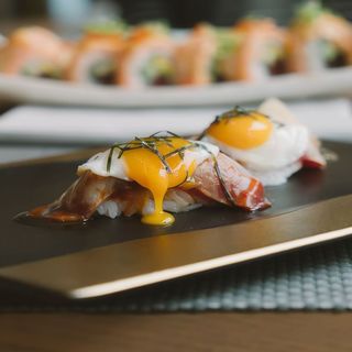 Niguiri aburi maguro (2 uds.)