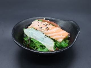 235. Kaisen japanese salad