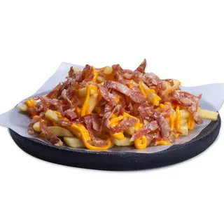 Patatas fritas con salsa cheddar y bacon