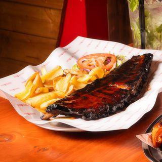 Medio costillar a la barbacoa Red Garter