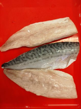 Filetto di sgombro pulito