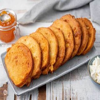 Пържени филийки със сладко и сирене