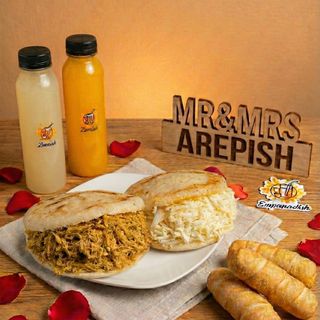 COMBO MR&MRS AREPISH