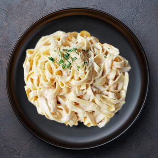 პასტა ოთხი ყველი