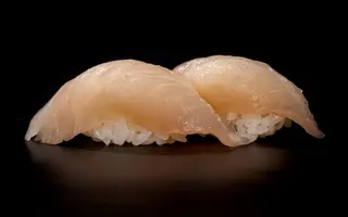 052 Nigiri hamachi - 3 pezzi