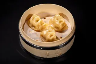 712 Gyoza carne