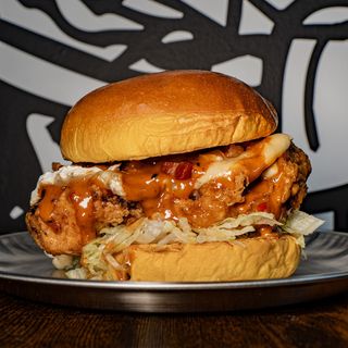 Buger Lacy Chicken Sweet Fire