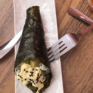52. Temaki De Aguacate