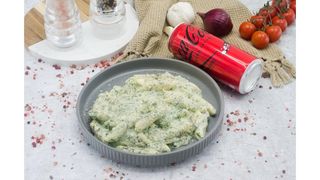 Penne cu gorgonzola si spanac,Coca Cola zero