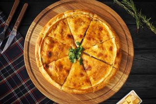 Кубдари мясной пирог