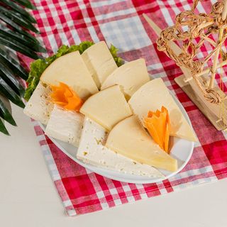 ყველის ასორტი