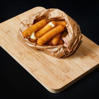 stick mozzarella fritta