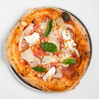Pizza Prosciutto & Stracciatella