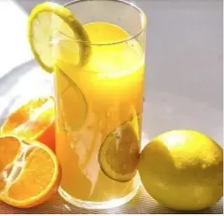 Detox jabuka, narandža, mrkva, đumbir