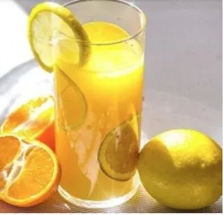 Detox jabuka, narandža, mrkva, đumbir