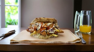 Sandwich cu snitel de pui 600g