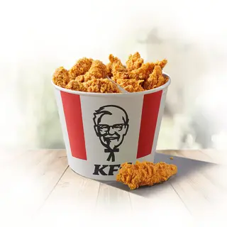 10 Wings + 10 Strips L Bucket