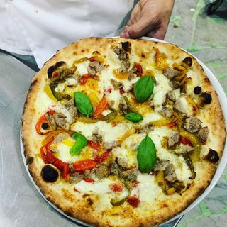 Peperoni e salsiccia