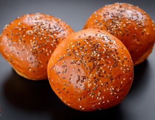 Chifle burger cu seminte 3x80g