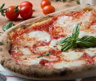 Pizza Margarita (28 Cm.)