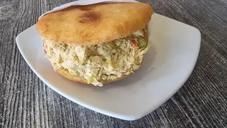 Arepa Reina Pepiada