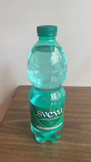 Acqua Sveva frizzante 50 cl