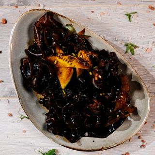 Salata cu urechi de lemn