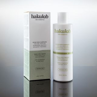 Leche para Cuerpo con CBD, Aceite de Almendra, Manteca de Karité y Pantenol