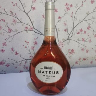 Vino Mateus Rosado (1 Lt.)