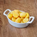 Mladi krompir na puteru sa ruzmarinom