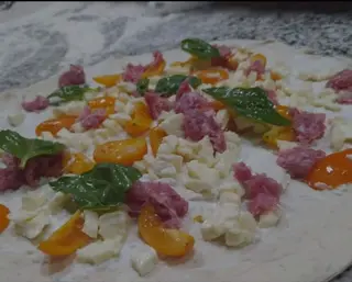Pizza pomodoro giallo singola