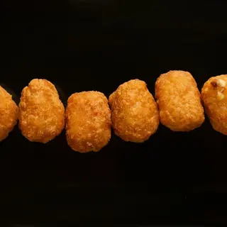 Bocaditos De Chilli Y Queso (8 pzs.)