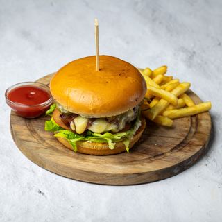 Black Angus beef burger