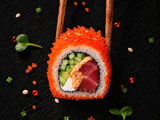 TUNA CALIFORNIA TOBIKO SER