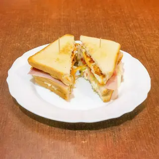 Sándwich Especial Club