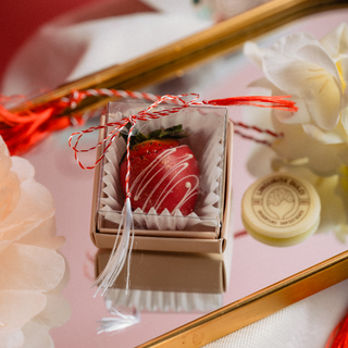 Martisor capsuni glazurate (1 buc)