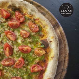 ● Pizza La Genovese