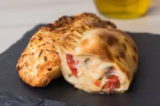 Empanada Caprese (1 Ud.)