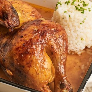1/2 Pollo a l'ast y arroz blanco