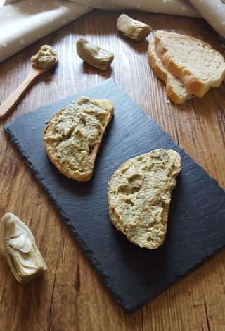 Bruschetta con crema di porcini