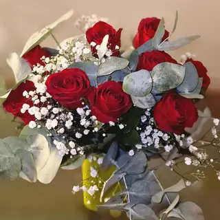 9 rose rosse medium
