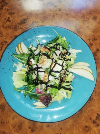 Ensalada De Rúcula Y Pera