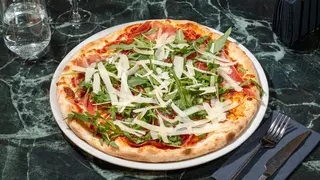Pizza di parma 1+1