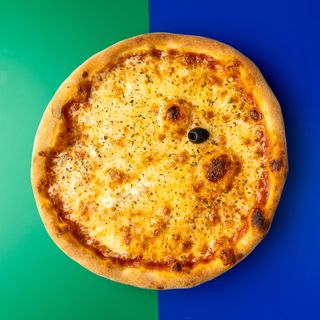 Margherita pizza 32 cm