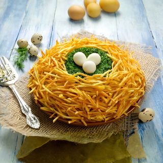 салат "Гнездо"