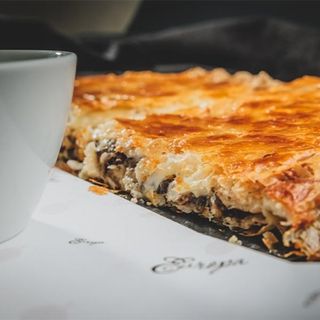 Burek sa gljivama