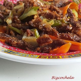 Ternera Con Salsa Picante  