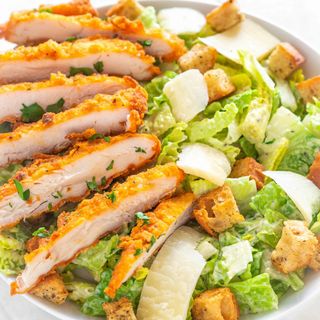 CRISPY CHICKEN SALAD