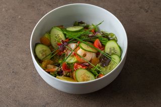 Salată cu creveți și portocala